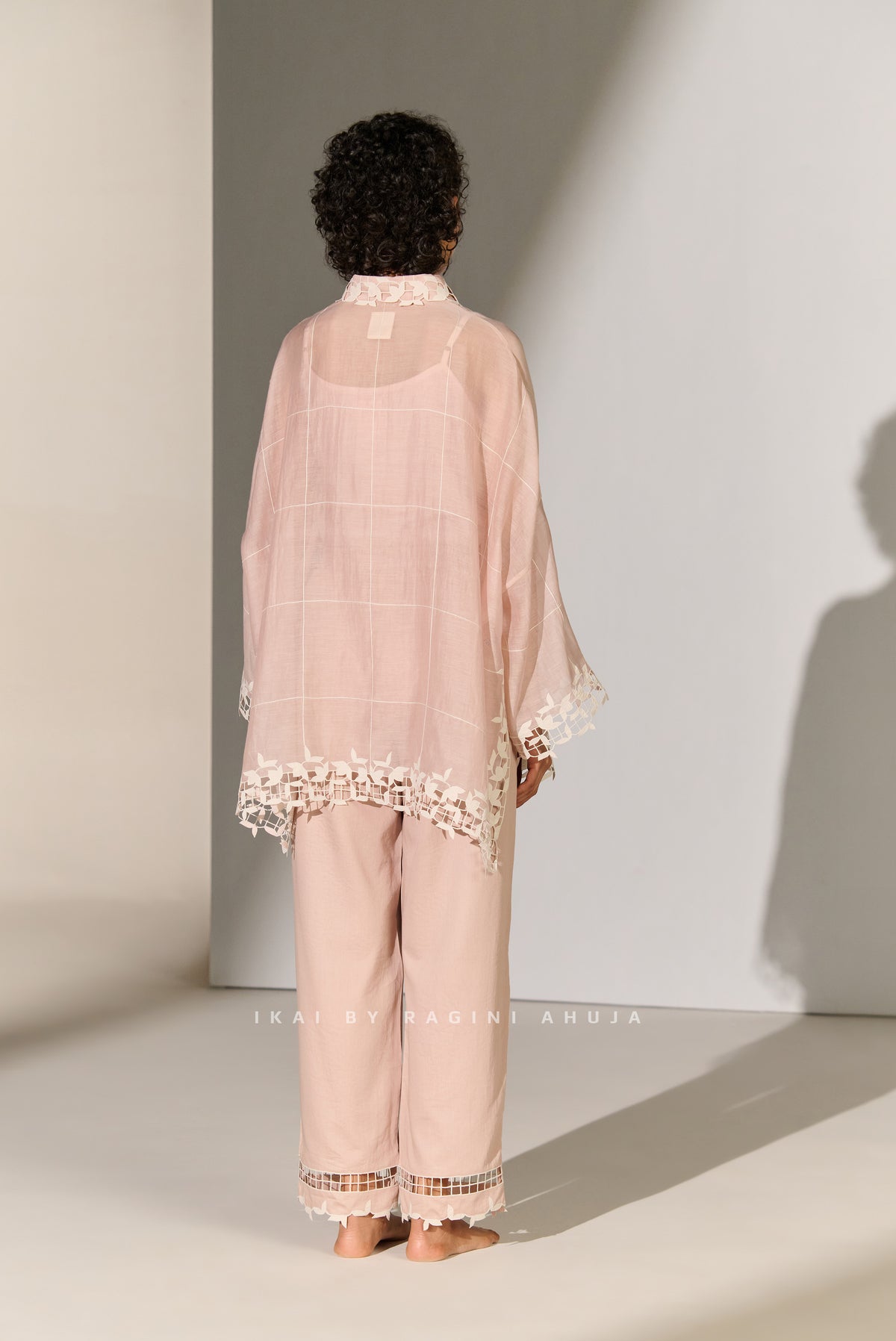 GEOMETRIC FLORAL CUTWORK KAFTAN SHIRT SMV
