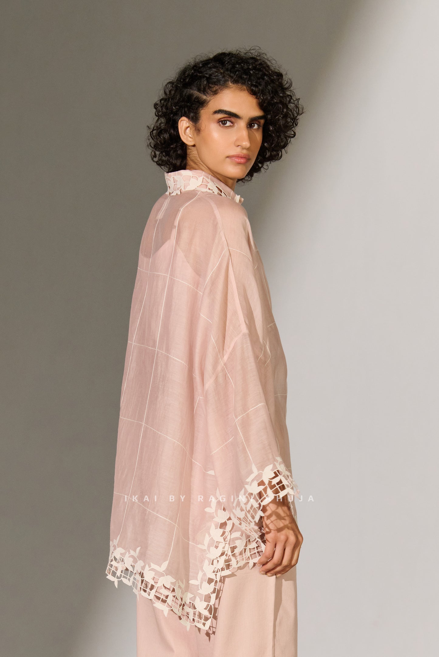GEOMETRIC FLORAL CUTWORK KAFTAN SHIRT SMV