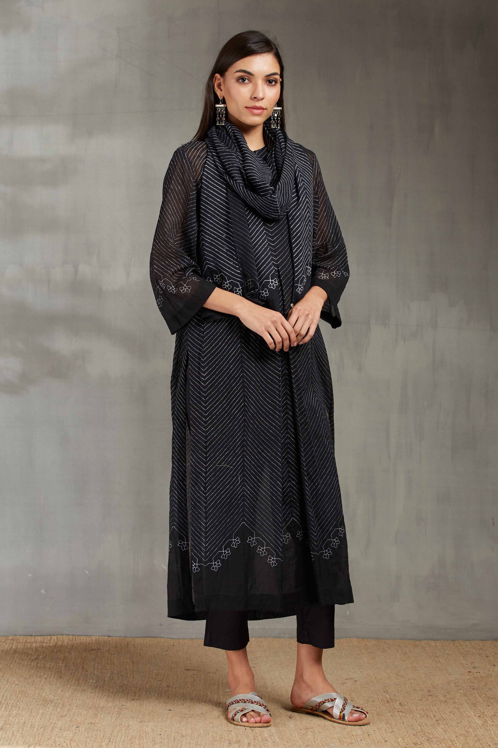 SHIBORI PLEATED KAMEEZ