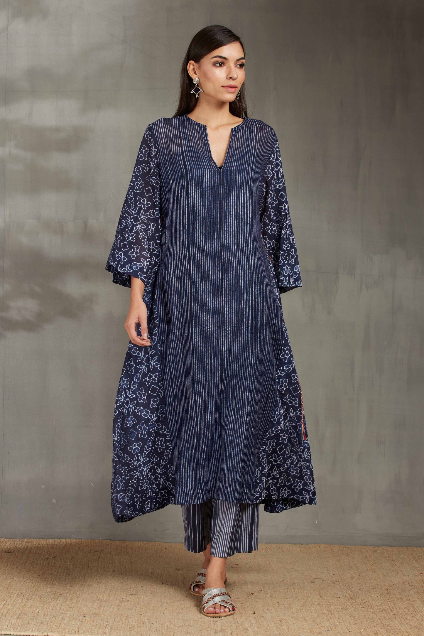 SHIBORI ALINE KAMEEZ