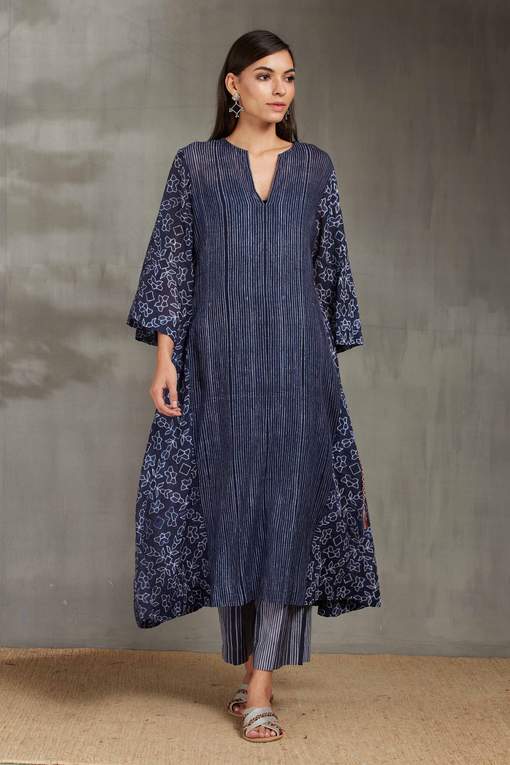SHIBORI ALINE KAMEEZ