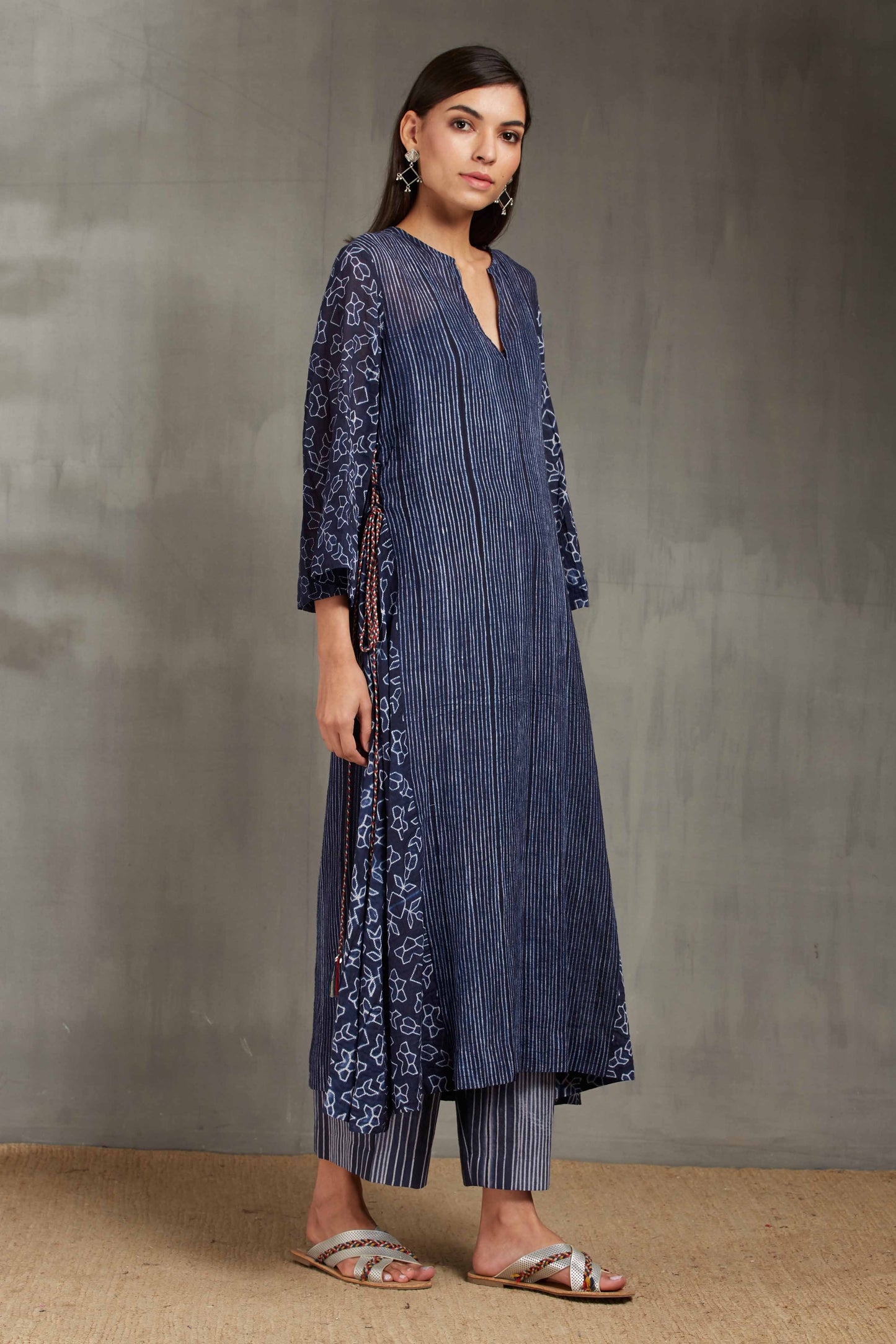 SHIBORI ALINE KAMEEZ