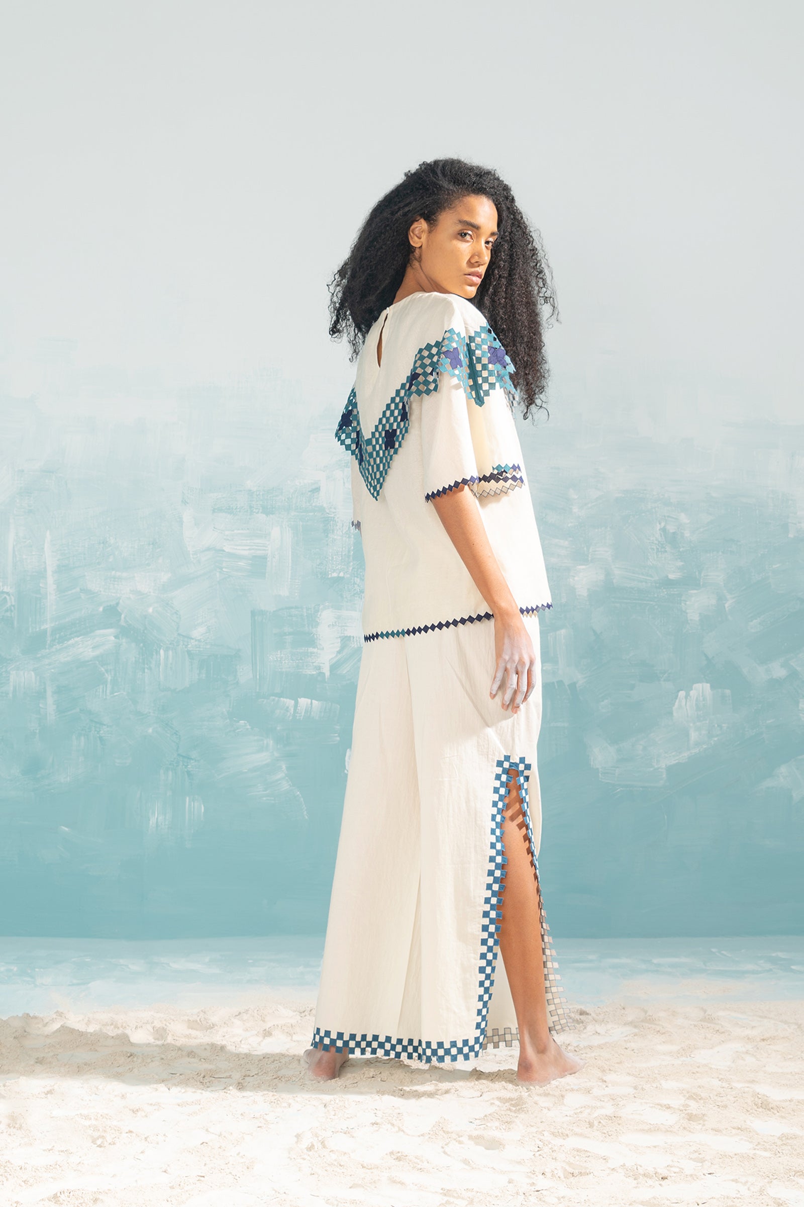 NILE CAPE CUTWORK SHIRT