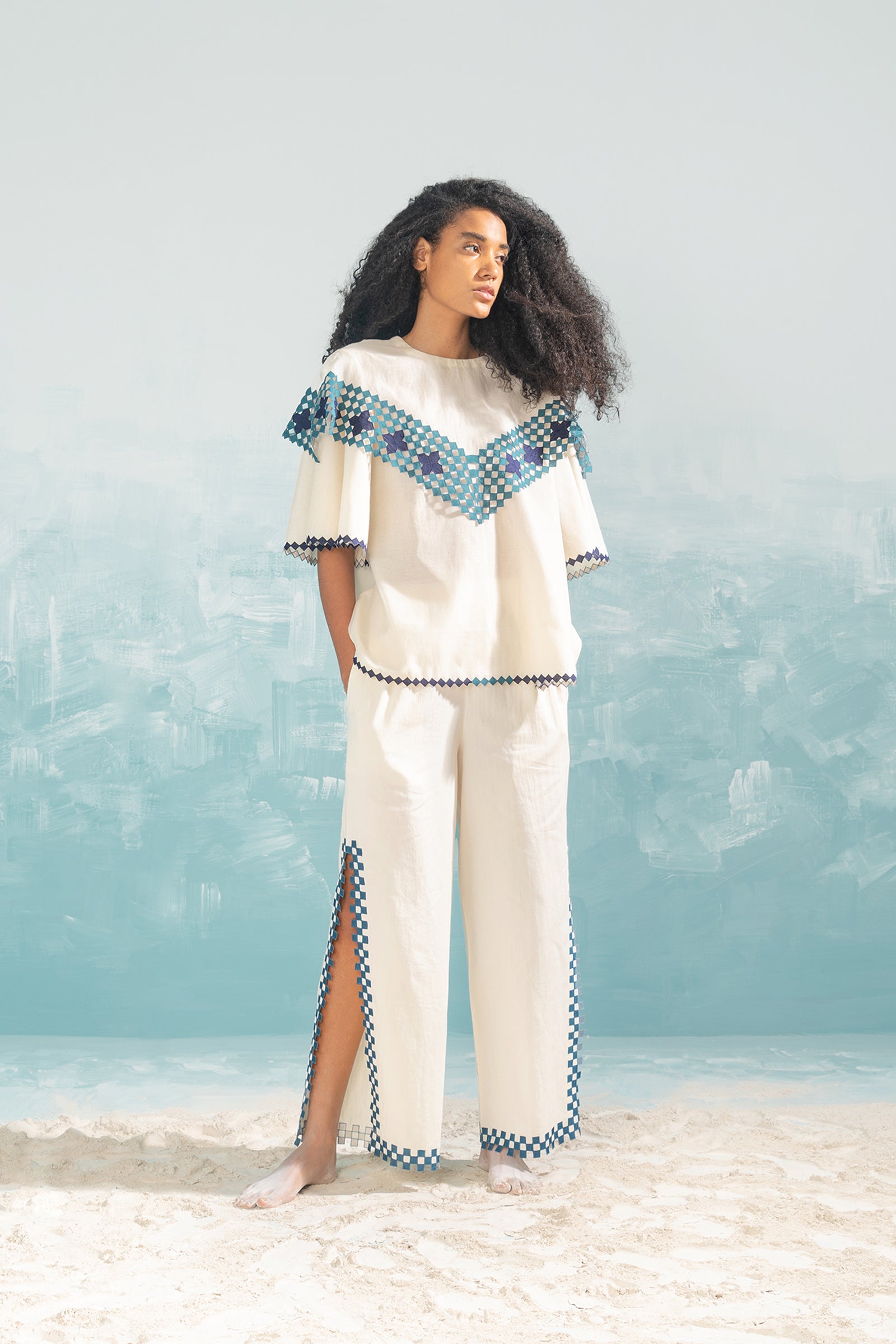 NILE CAPE CUTWORK SHIRT