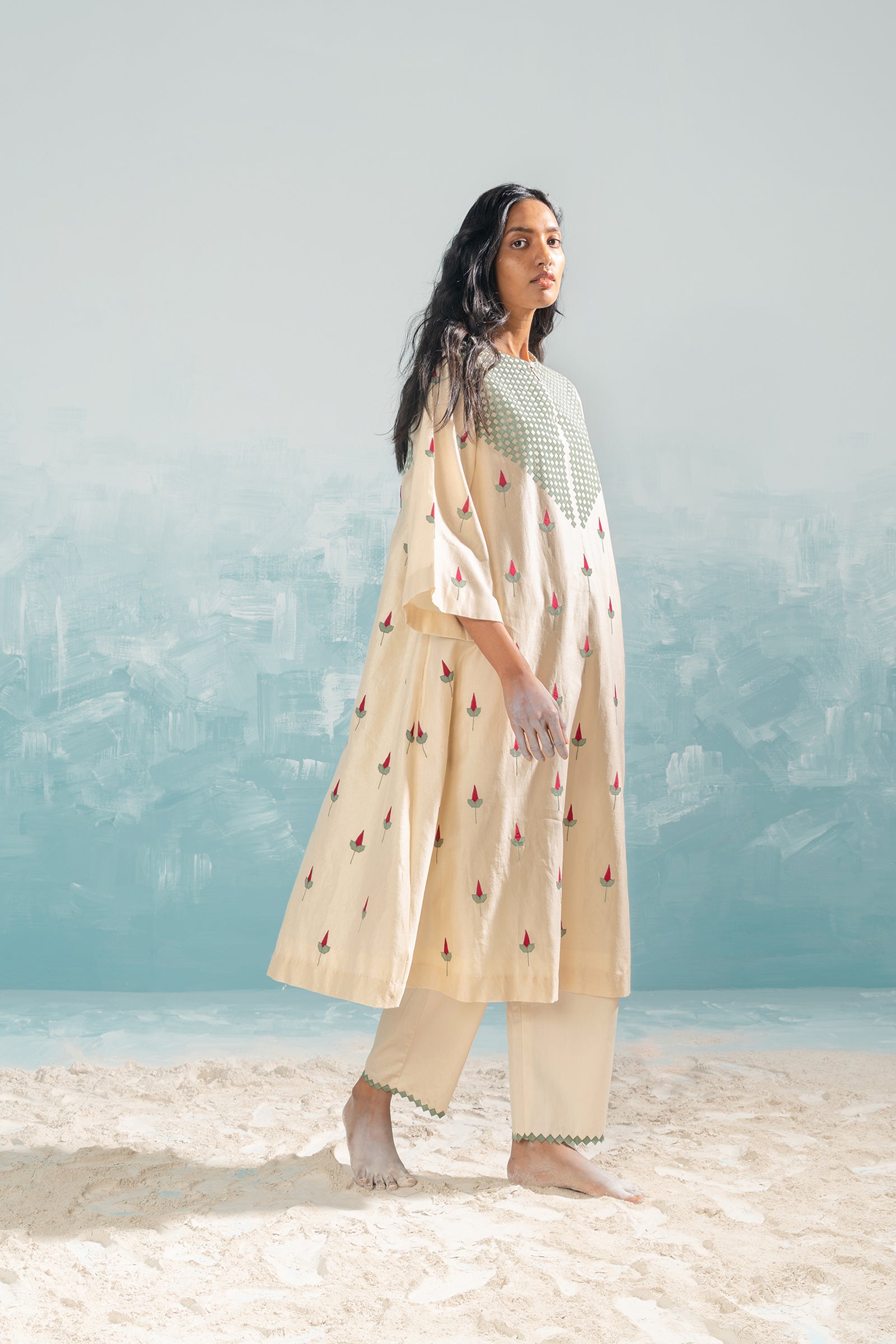 NILE CIRCULAR KAMEEZ
