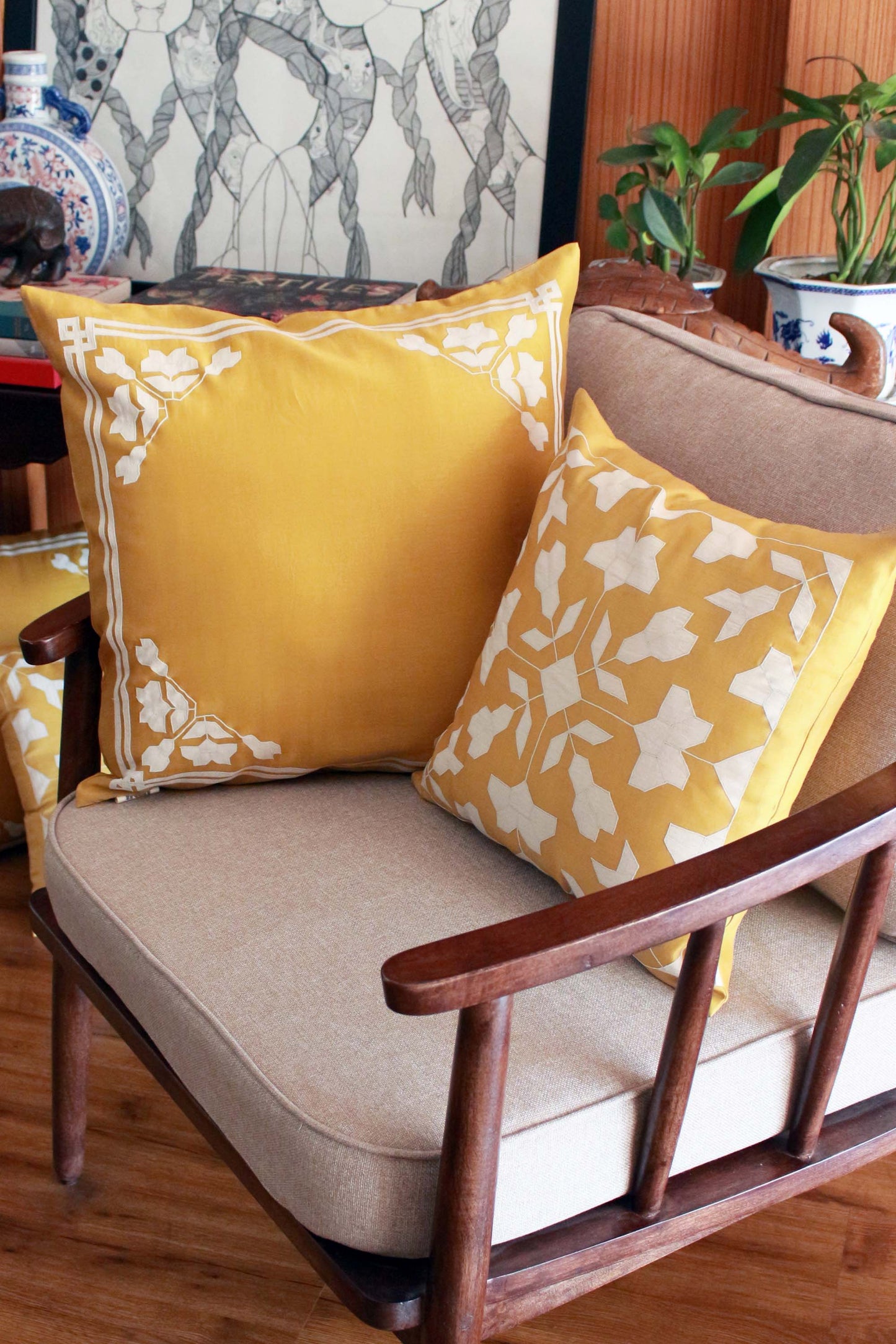 FLORAL JAAL CUSHION