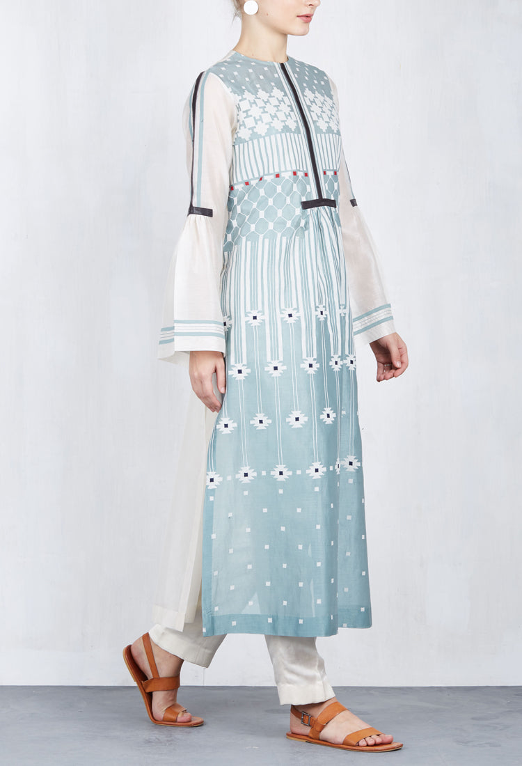 CENTER SLASH KAMEEZ