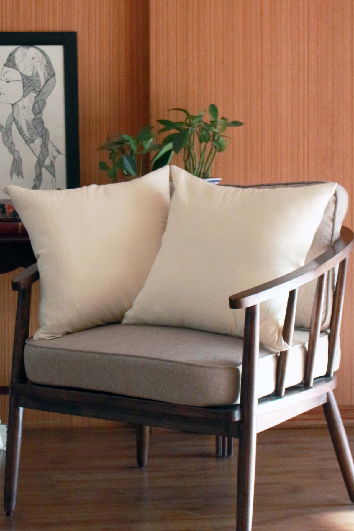 TONAL STITCHLINE CUSHION