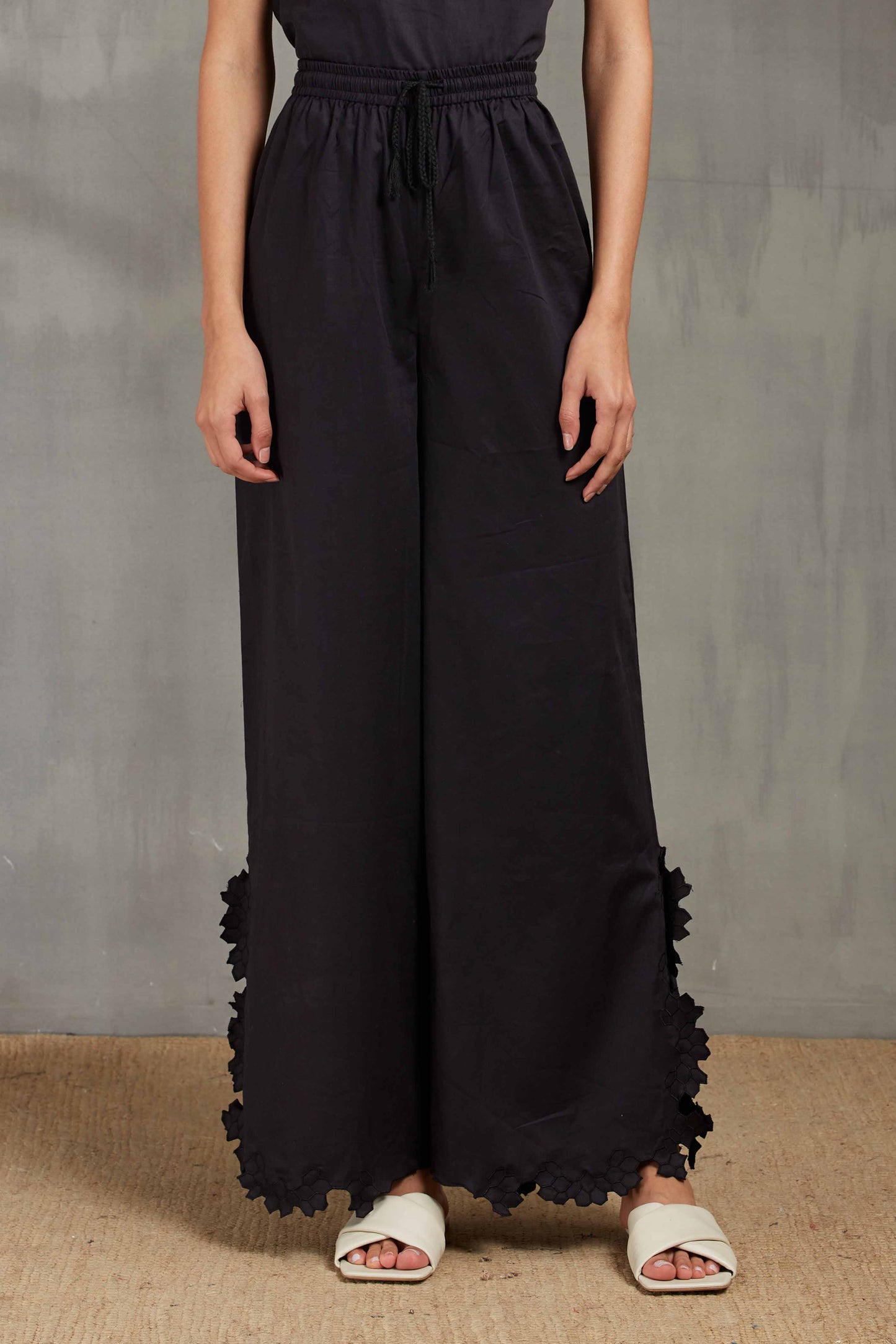 CUTWORK PANT