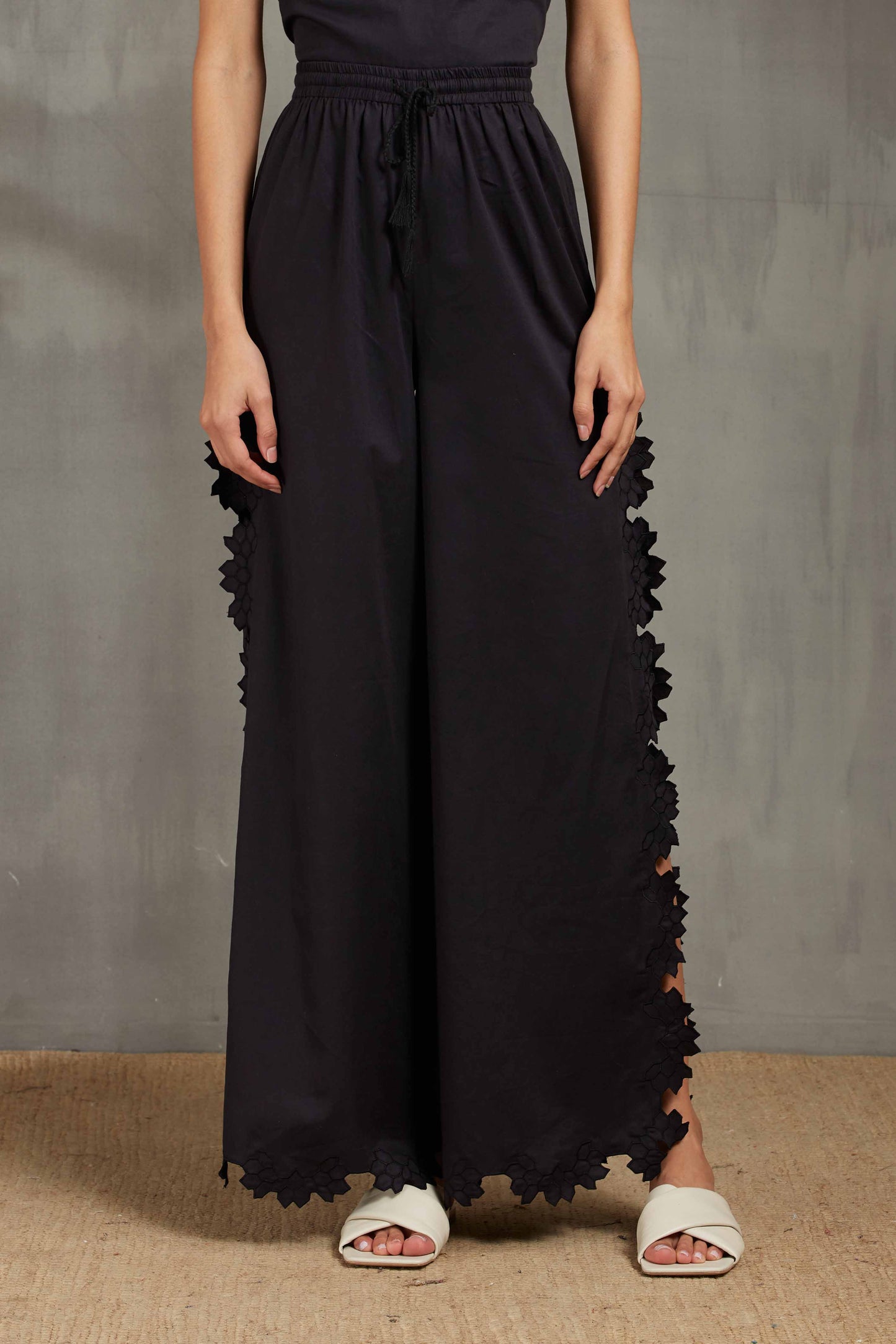 CUTWORK PANT