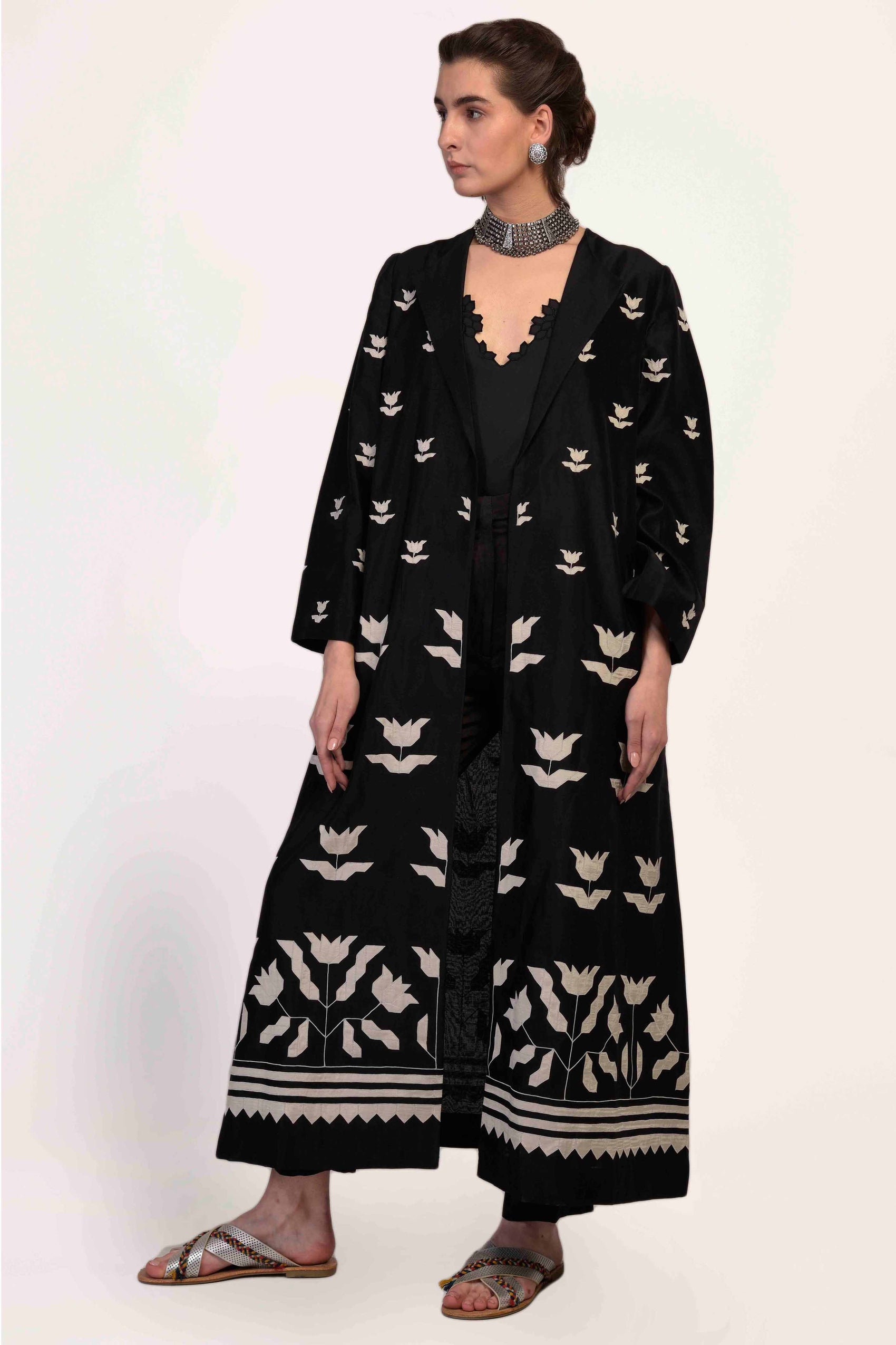 CENTER SLASH GATHER JACKET