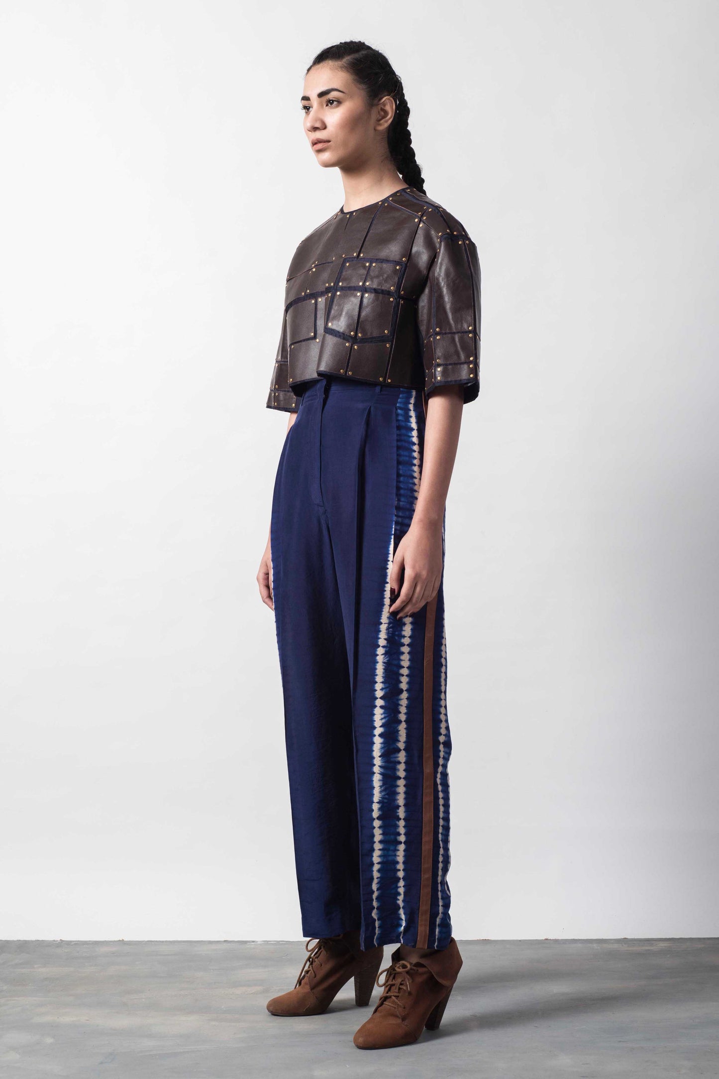 LAPLQ CROP SHIRT