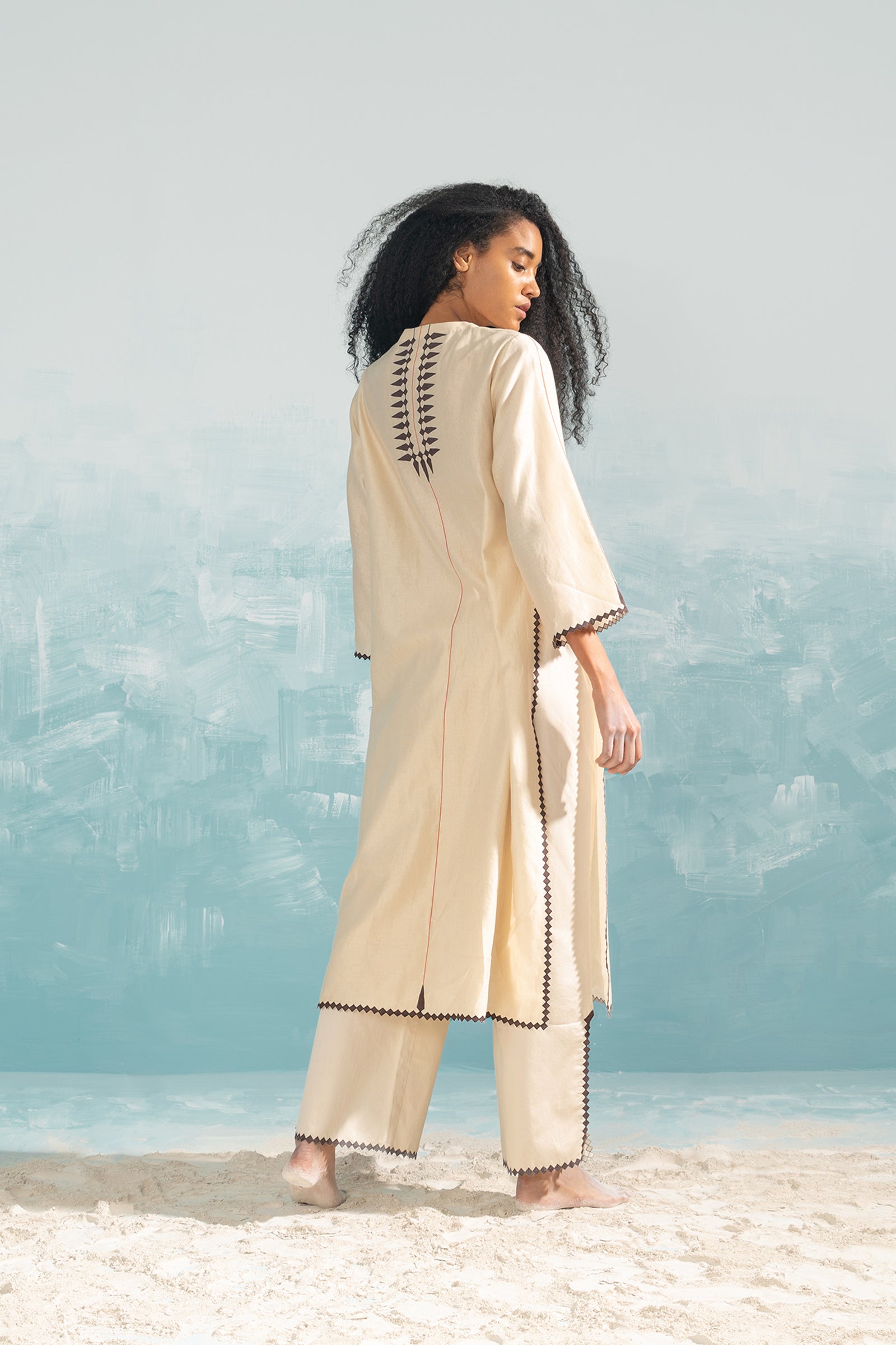 NILE TRIBAL KAMEEZ