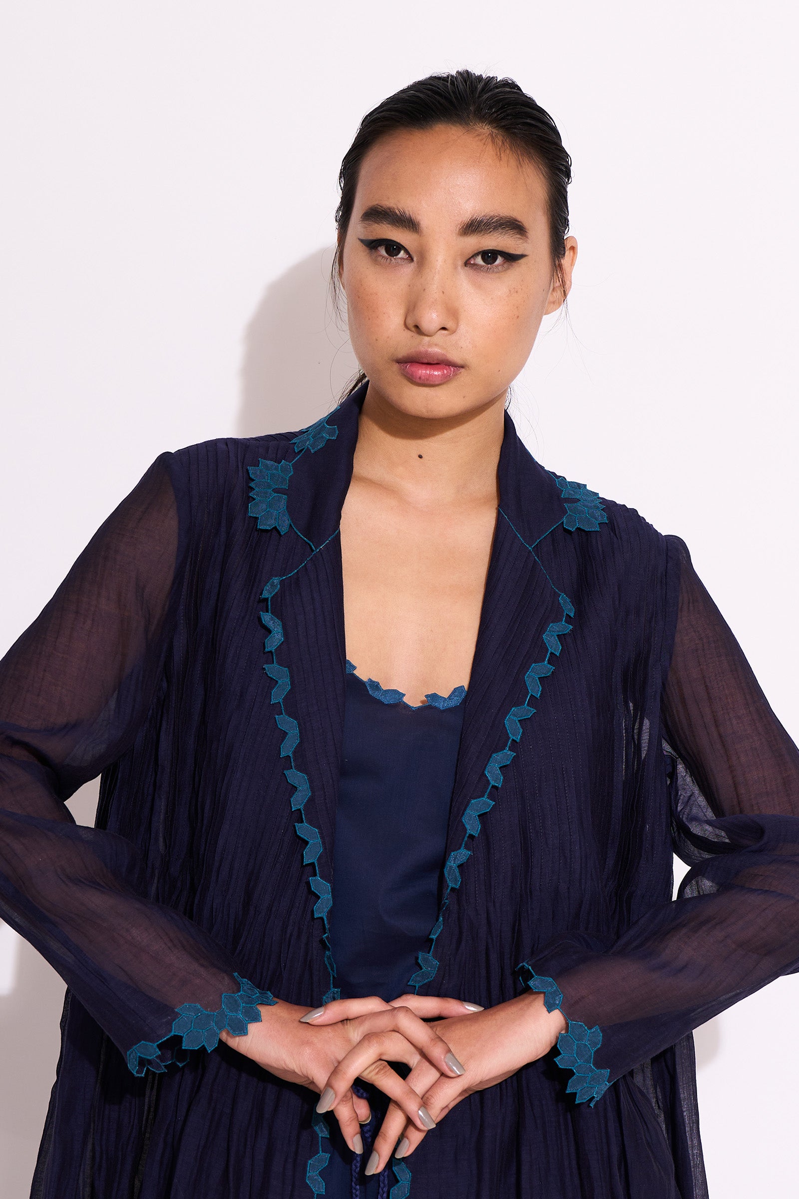 NEEL SUPER PLEATED JACKET