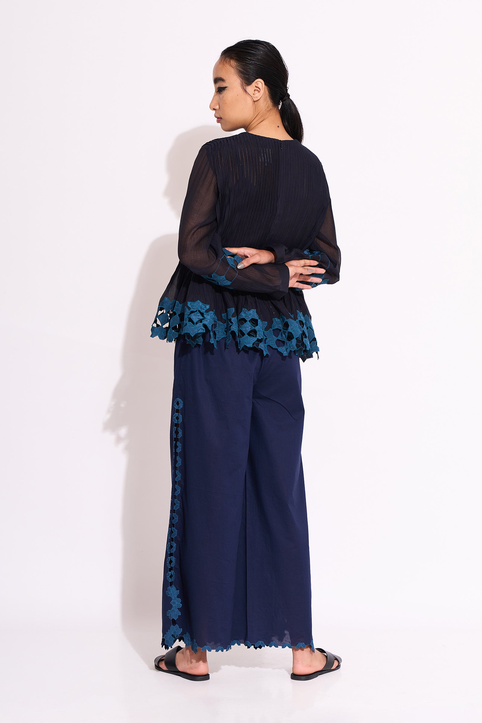 NEEL SUPER PLEATED BLOUSE