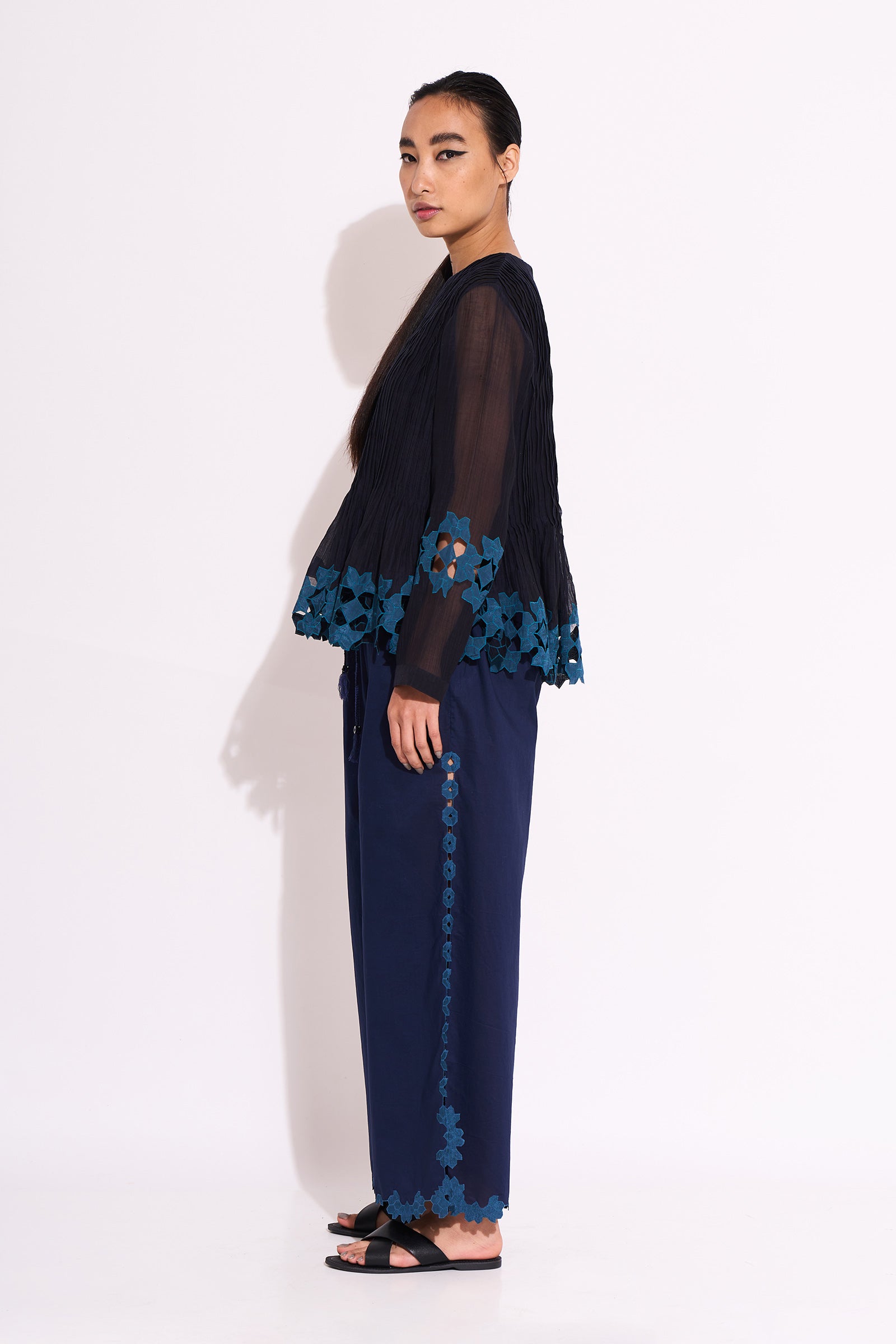 NEEL SUPER PLEATED BLOUSE