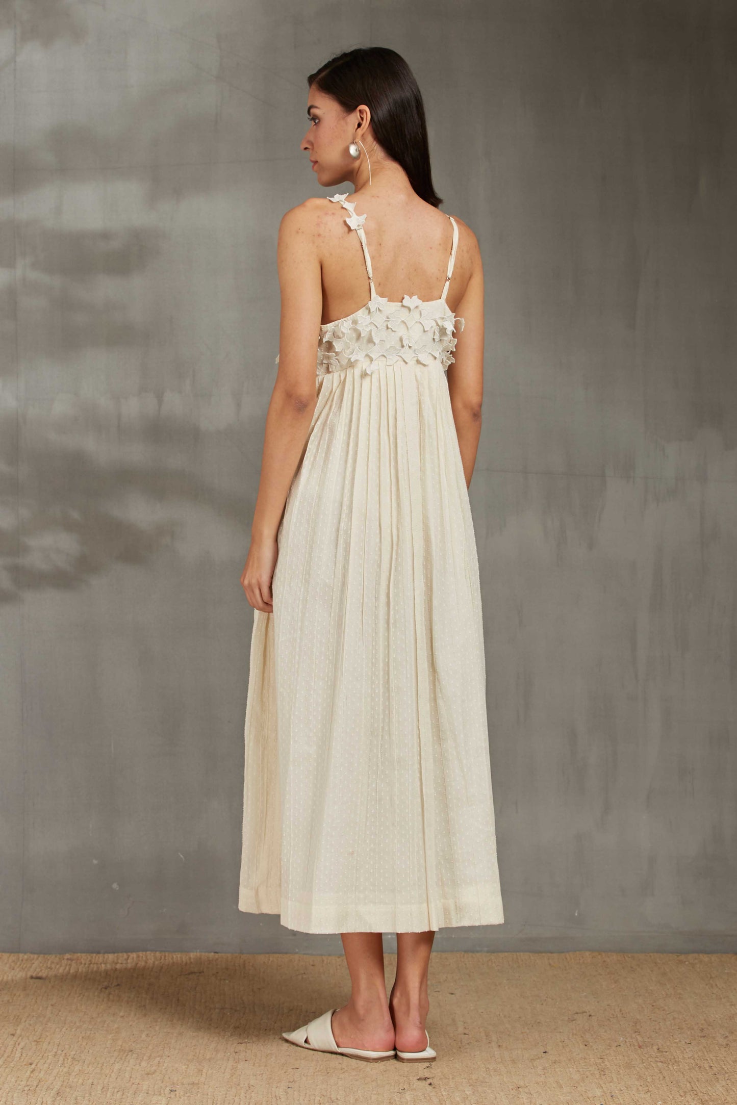 SUPER PLEATED DRESS