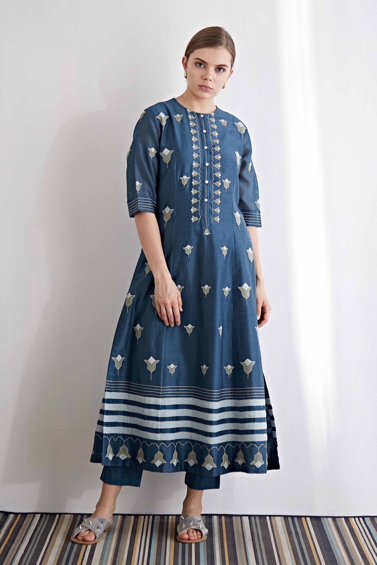 PANELLED KAMEEZ