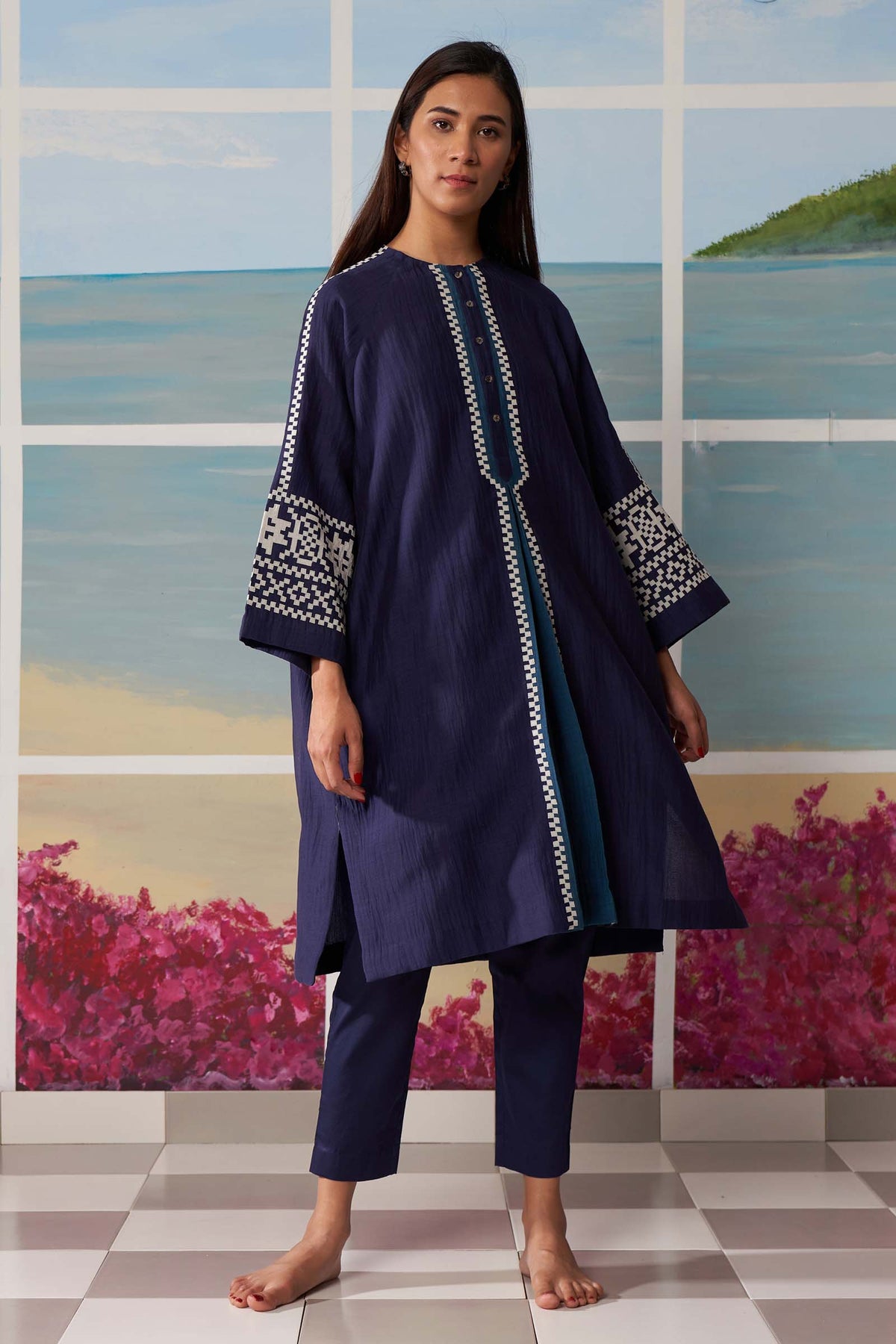 RAGLAN SLEEVE TUNIC
