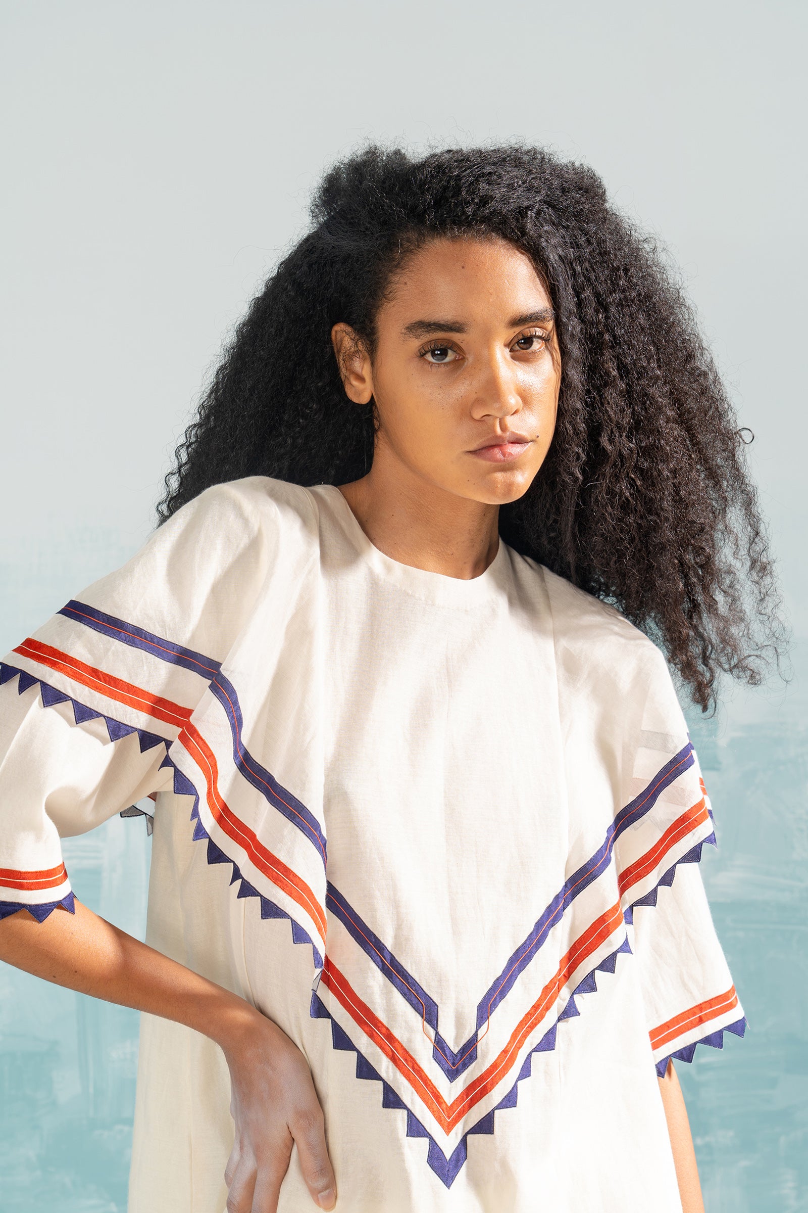 NILE SHOULDER FRILL IVORY SHIRT