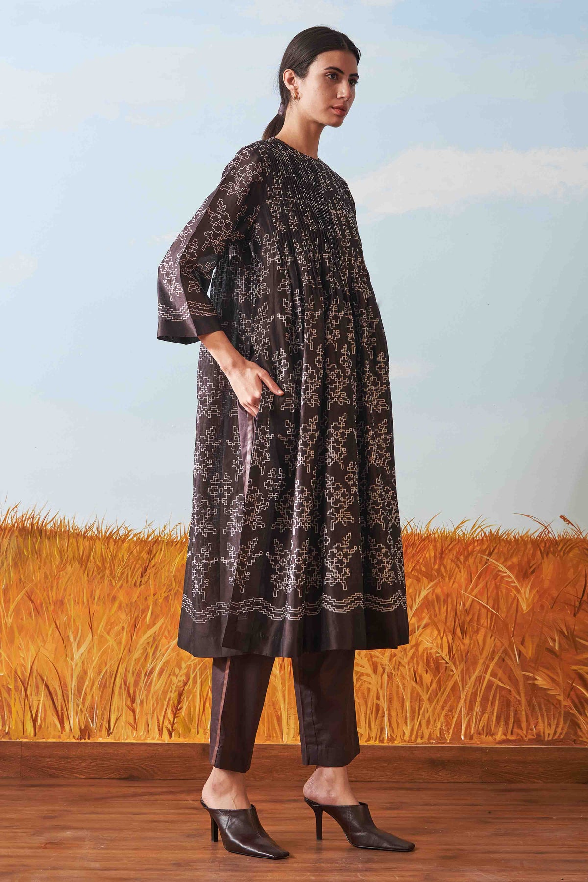 SHIBORI SUPER PLEATED KAMEEZ