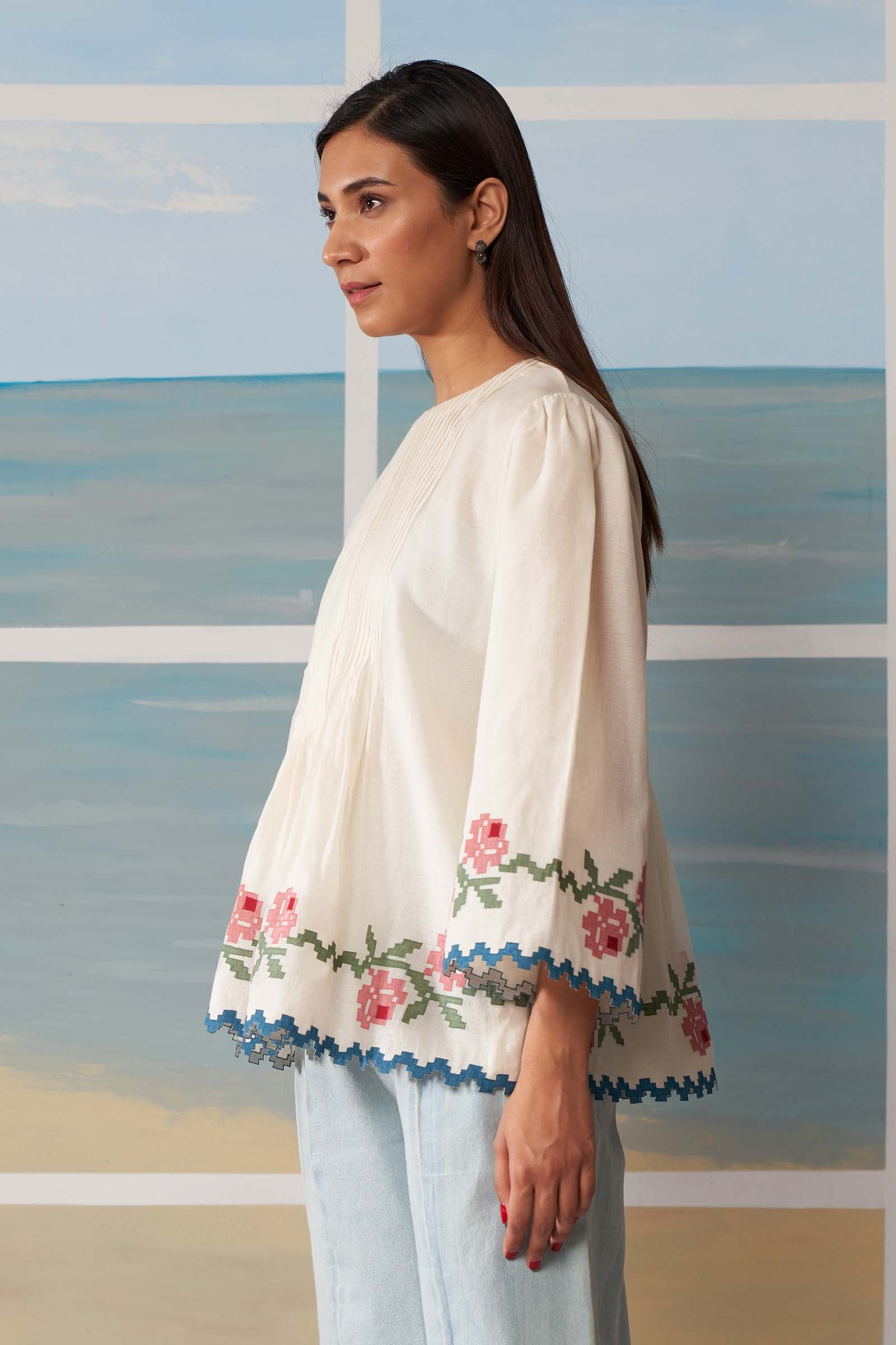 SUPER PLEATED BLOUSE