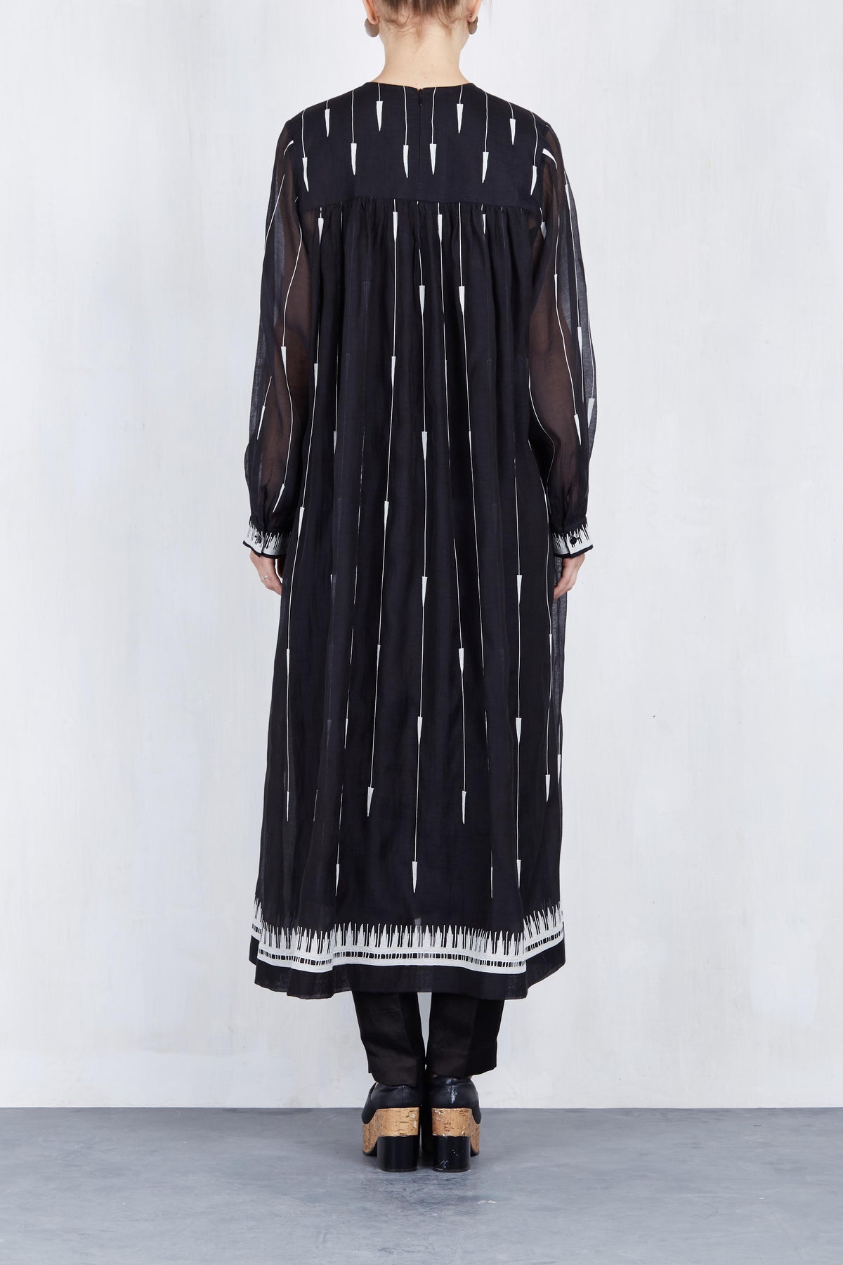 SHOULDER AND YOKE GATHER KAMEEZ