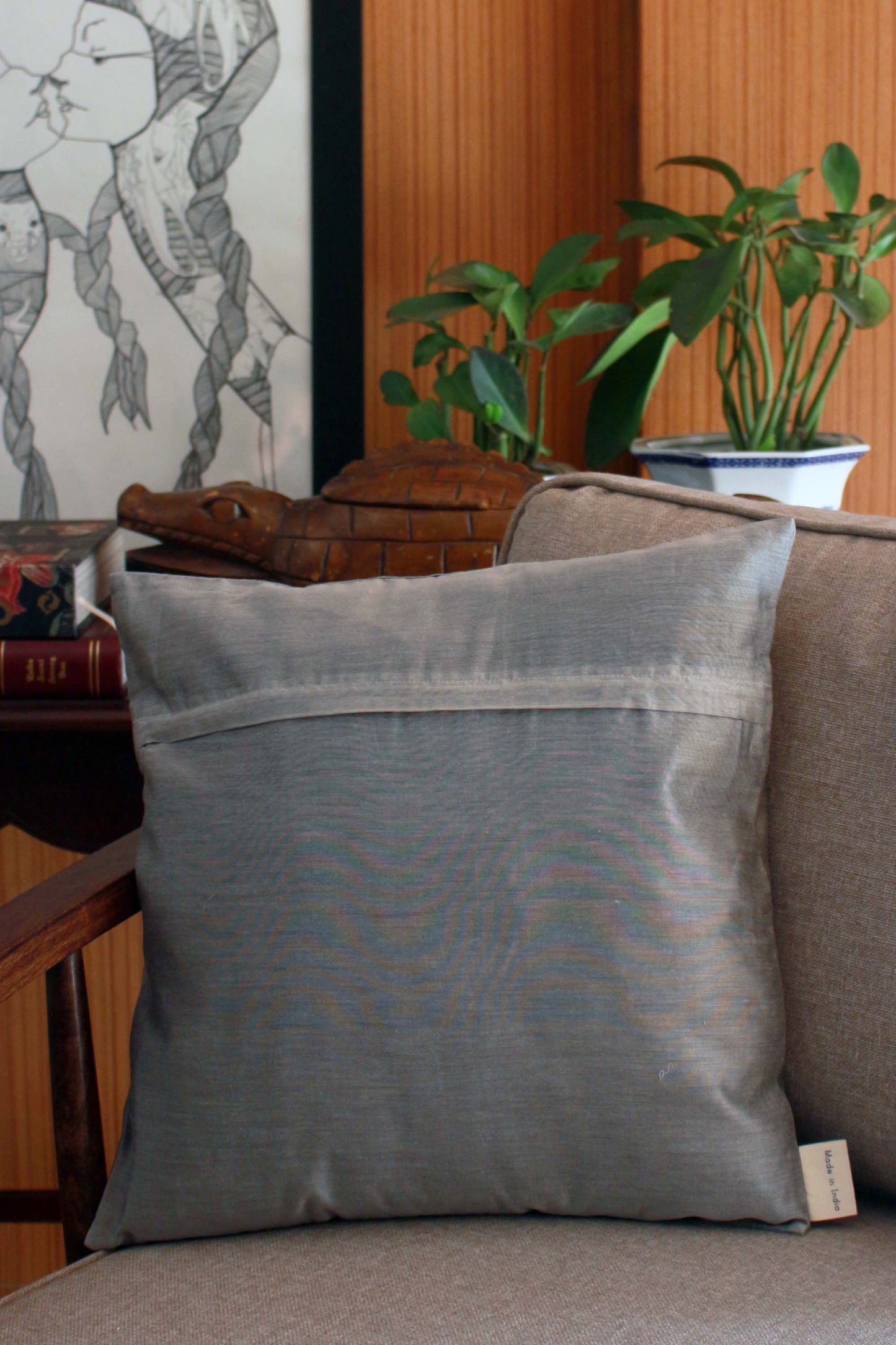 STITCHLINE CUSHION