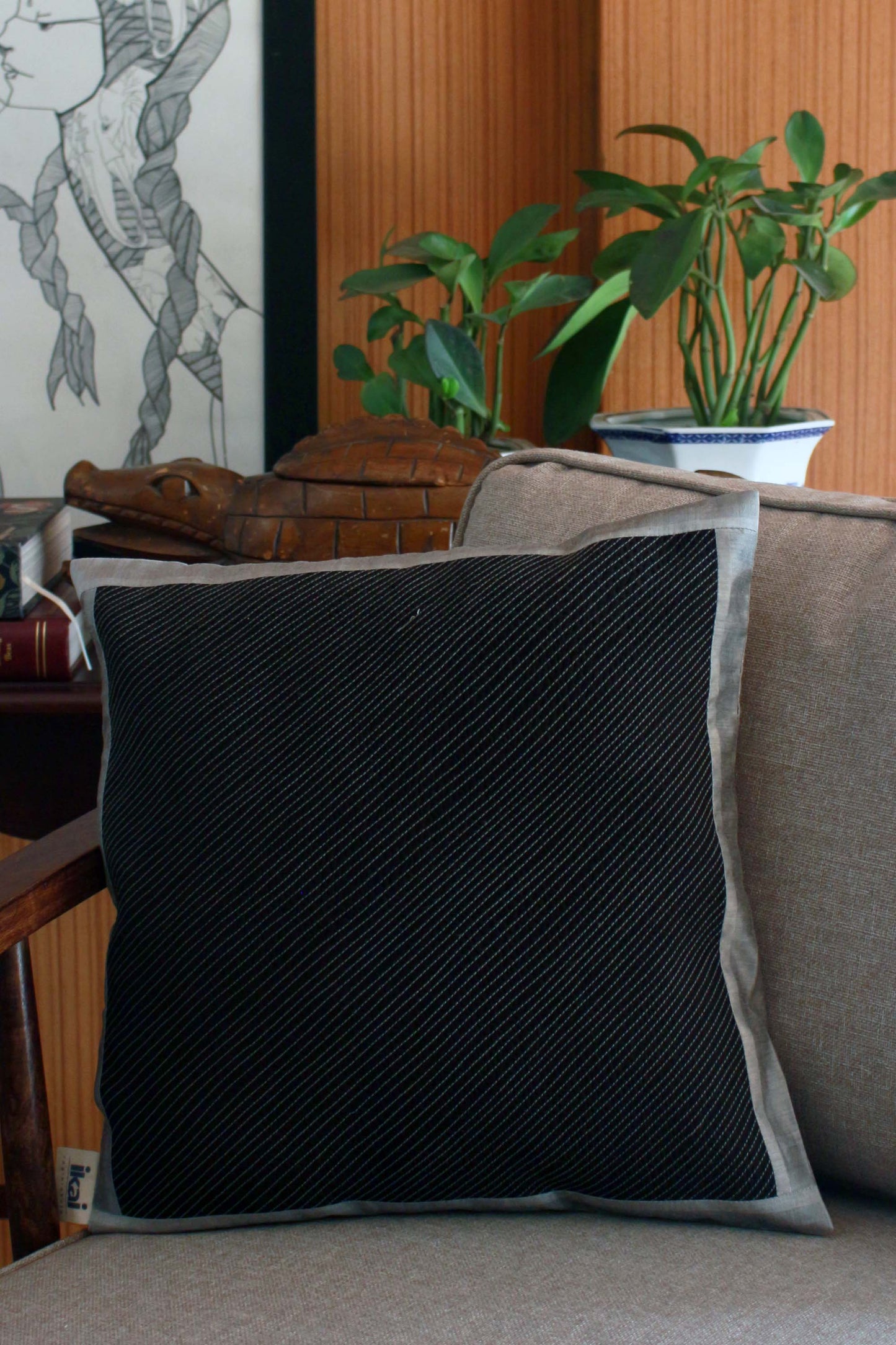 STITCHLINE CUSHION
