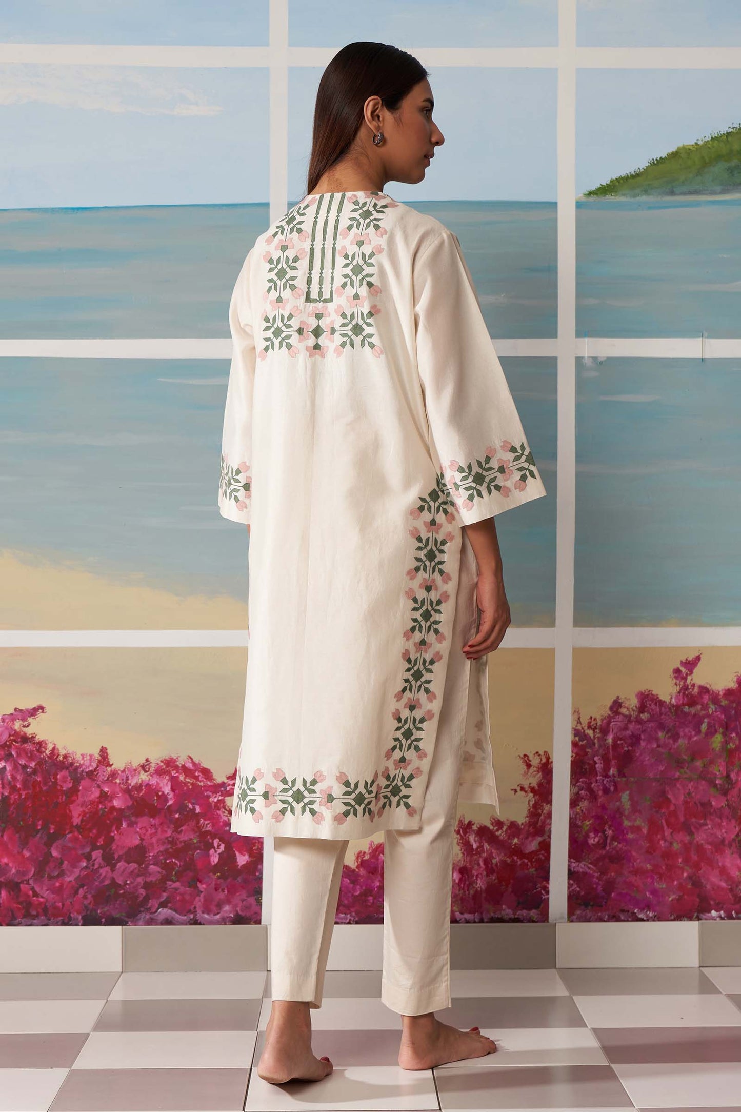STRAIGHT KAMEEZ