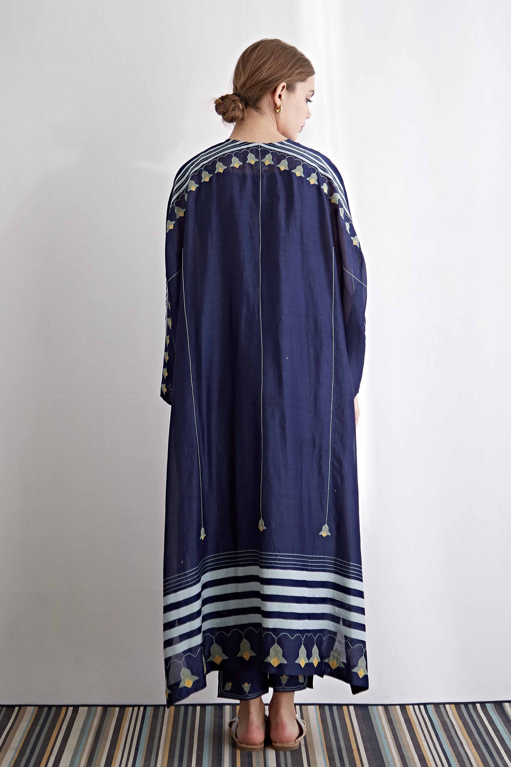 TABLEMAT KAFTAN KAMEEZ