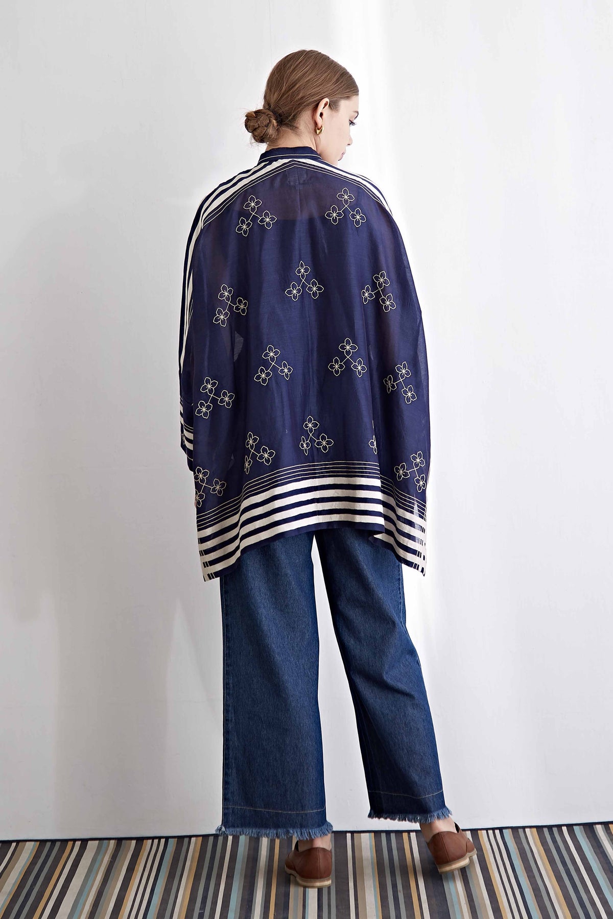 TABLE MAT SHIRT