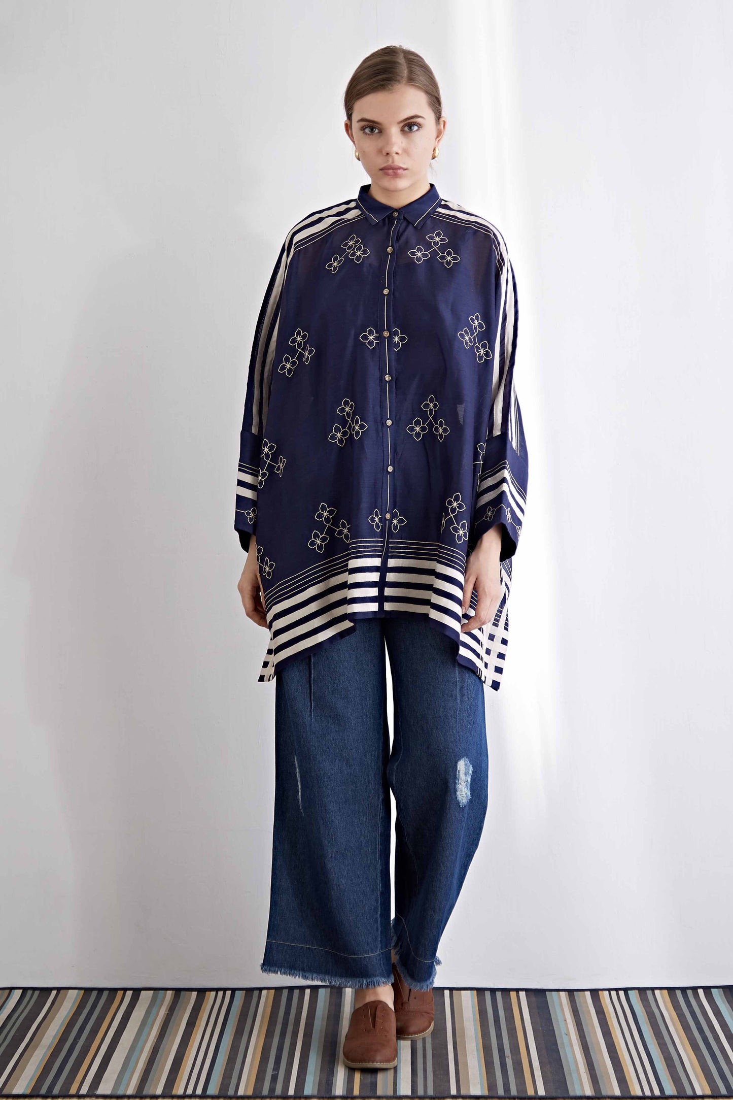 TABLE MAT SHIRT