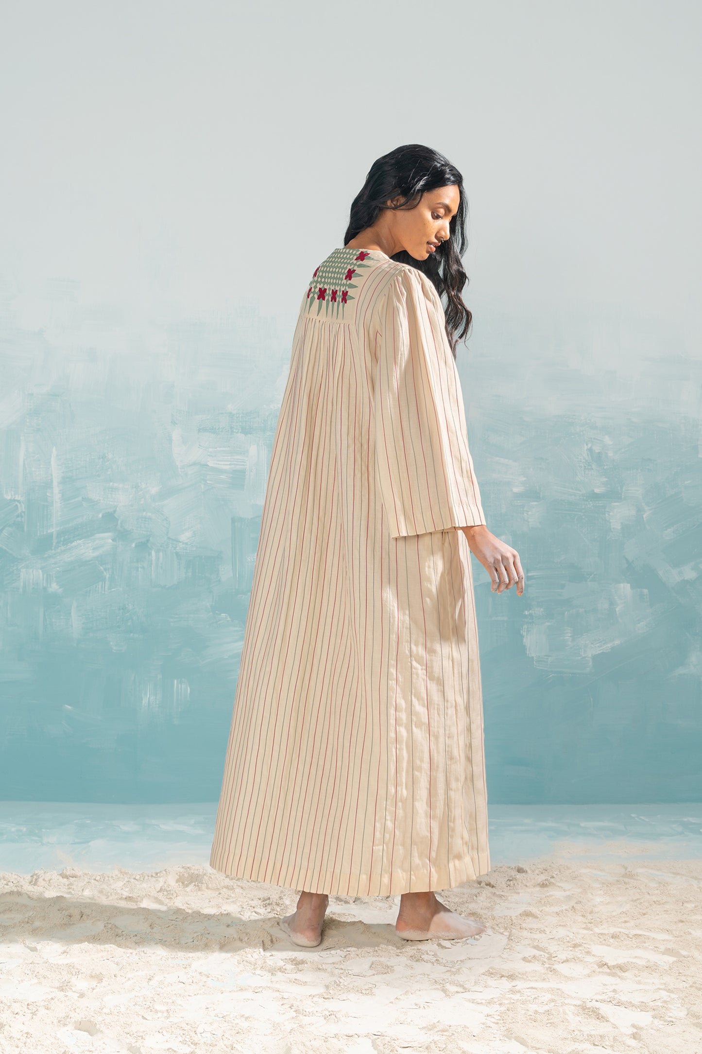 NILE YOKE GATHER APPLIQUE' DRESS