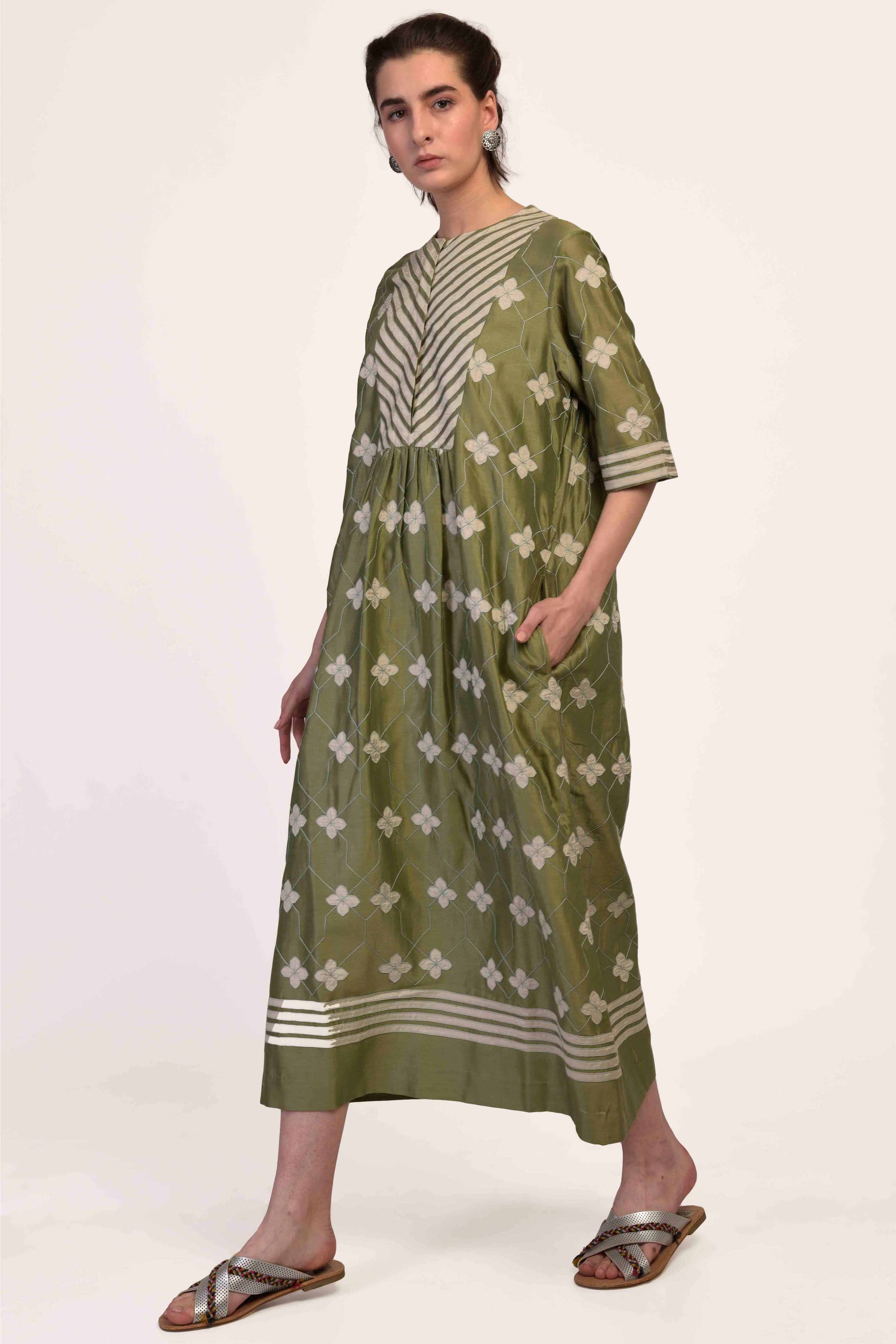 YOKE GATHER DRESS