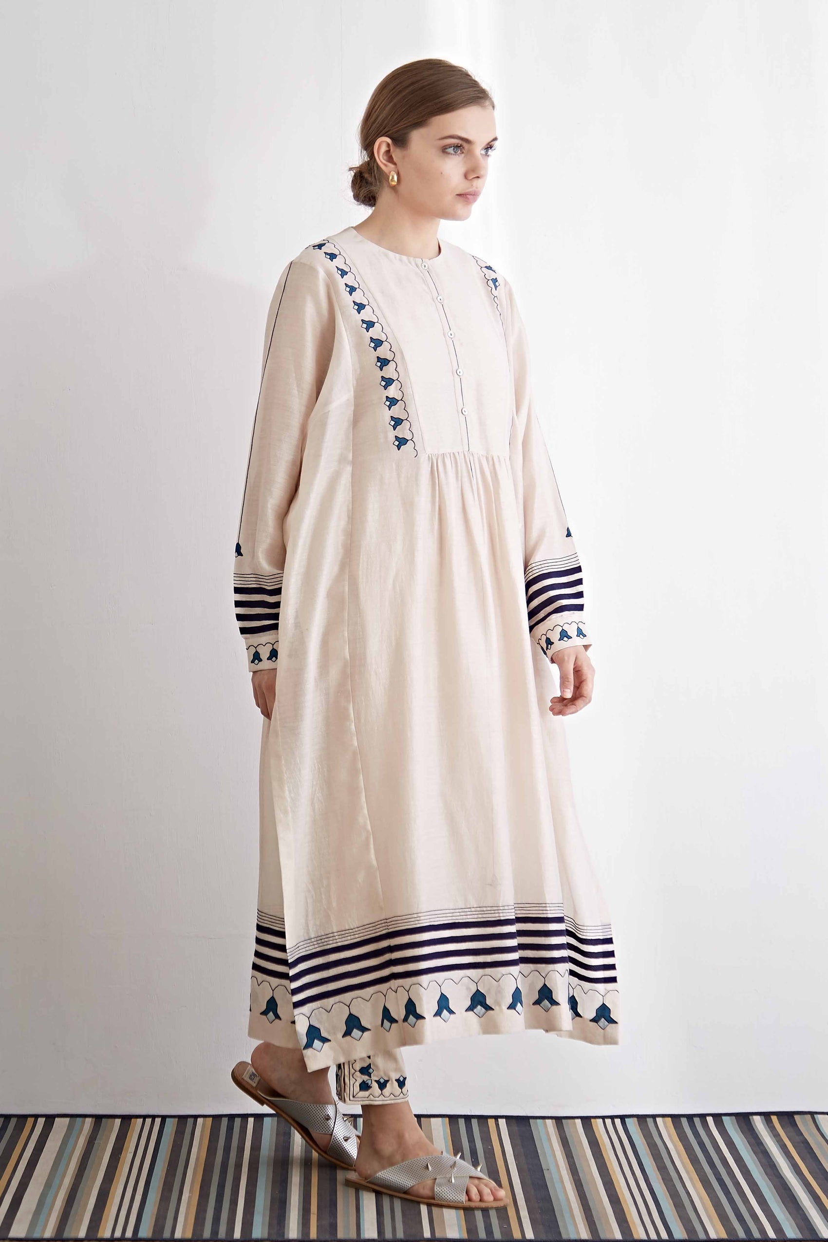 YOKE GATHER KAFTAN